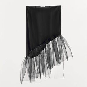 NWT ZARA ASYMMETRICAL TULLE SKORT SIZE L